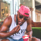 Guy from New-York eating ice-cream